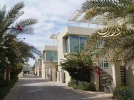 4 Bedroom Townhouse for sale at Sharjah Sustainable City, Al Raqaib 2, Al Raqaib