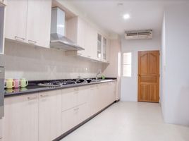 3 спален Кондо в аренду в Chaidee Mansion, Khlong Toei Nuea