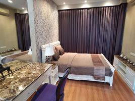 1 Schlafzimmer Wohnung zu verkaufen im Ivy Sathorn 10, Si Lom, Bang Rak