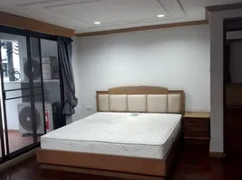 3 Bedroom Condo for rent at Supha Maison, Khlong Tan Nuea