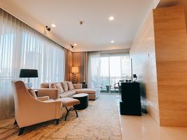 2 Bedroom Condo for rent at Q Langsuan, Lumphini