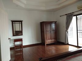 4 Schlafzimmer Reihenhaus zu vermieten in Maharaj Nakorn Chiang Mai Hospital, Si Phum, Suthep