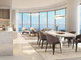 1 बेडरूम अपार्टमेंट for sale at Elie Saab Residences, EMAAR Beachfront, दुबई हार्बर