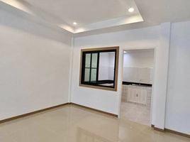 3 Bedroom Townhouse for sale at Buathongthani Park Ville 7, Bang Rak Phatthana, Bang Bua Thong, Nonthaburi