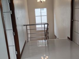 4 Schlafzimmer Haus zu vermieten im Srinangdin Village 7, Pak Nam