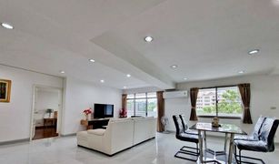 3 Bedrooms Condo for sale in Khlong Tan Nuea, Bangkok Royal Castle