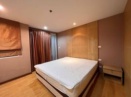 1 Schlafzimmer Wohnung zu verkaufen im Serene Place Sukhumvit 24, Khlong Tan