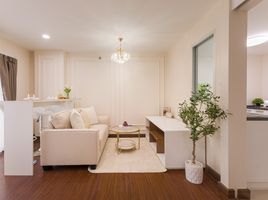 1 Schlafzimmer Wohnung zu verkaufen im The Escape, Bang Chak, Phra Khanong, Bangkok, Thailand