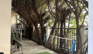 4 chambres Maison de ville a vendre à Bang Phongphang, Bangkok Baan Klang Krung Grande Vienna Rama 3