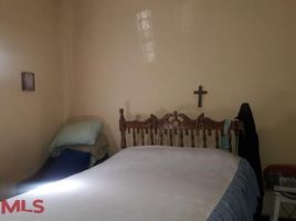 3 Bedroom House for sale in Bare Foot Park (Parque de los Pies Descalzos), Medellin, Medellin
