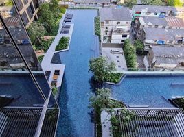 1 Bedroom Condo for sale at Oka Haus, Khlong Tan