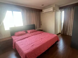 2 Bedroom Condo for rent at Witthayu Complex, Makkasan, Ratchathewi, Bangkok, Thailand