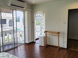 3 Schlafzimmer Reihenhaus zu verkaufen im Leo Classic Place, Khlong Tan Nuea