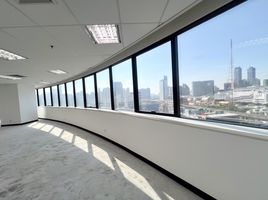 364.22 m² Office for rent at Ital Thai Tower, Bang Kapi, Huai Khwang