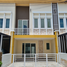 4 Schlafzimmer Reihenhaus zu verkaufen im Golden Town Chaiyaphruek-Wongwaen, Sai Noi, Sai Noi
