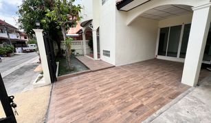 3 Bedrooms House for sale in Nong Khaem, Bangkok Baan Taweethong 3