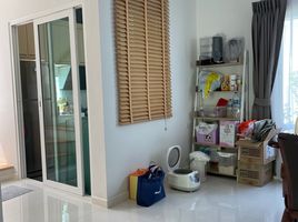 3 Bedroom Villa for sale at Chaiyapruk Srinakarin, Phraeksa, Mueang Samut Prakan