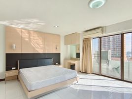 2 Bedroom Condo for rent at La Maison 22, Khlong Toei