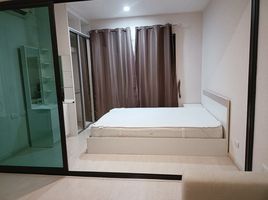 1 спален Кондо в аренду в Condolette Pixel Sathorn, Chong Nonsi