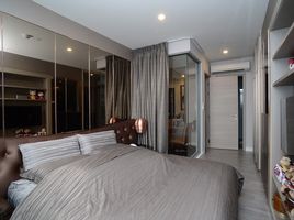 1 Schlafzimmer Wohnung zu verkaufen im The Room Rama 4, Rong Mueang, Pathum Wan