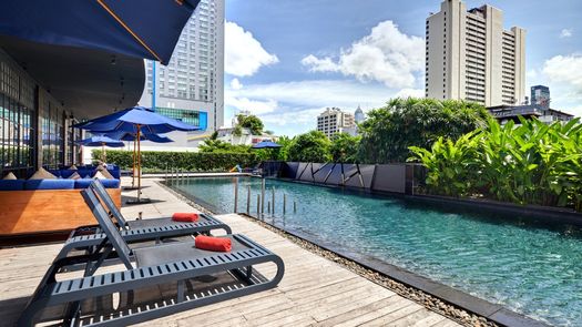 Фото 2 of the Gemeinschaftspool at Fraser Suites Sukhumvit