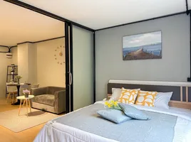 1 спален Кондо на продажу в Lanna Condominium, Pa Tan