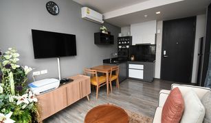 1 Schlafzimmer Wohnung zu verkaufen in Patong, Phuket The Deck Patong