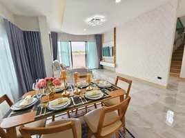 4 спален Дом for sale in Таиланд, Nong Prue, Паттайя, Чонбури, Таиланд