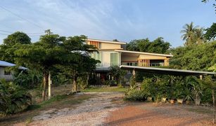 3 Bedrooms House for sale in Songtham, Kamphaeng Phet 