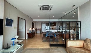 2 Bedrooms Condo for sale in Khlong Ton Sai, Bangkok Baan Sathorn Chaophraya