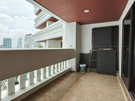 3 Bedroom Apartment for rent at Sethiwan Mansion , Khlong Tan Nuea, Watthana