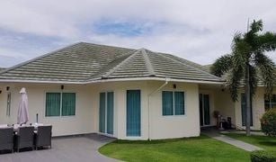 Вилла, 5 спальни на продажу в Nong Prue, Паттайя Green Field Villas 4