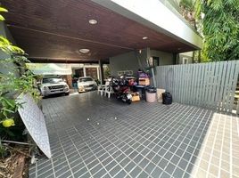 6 Bedroom House for sale in Phra Khanong, Bangkok, Bang Chak, Phra Khanong