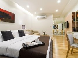 1 Schlafzimmer Wohnung zu verkaufen im 15 Sukhumvit Residences, Khlong Toei Nuea