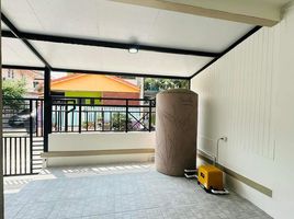 2 Bedroom Townhouse for sale in Khlong Luang, Pathum Thani, Khlong Sam, Khlong Luang