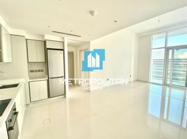 1 बेडरूम अपार्टमेंट for sale at EMAAR Beachfront, Jumeirah