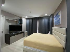 2 Bedroom Condo for rent at The Signature by URBANO, Sam Sen Nai