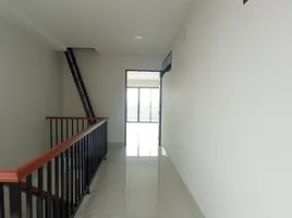 200 SqM Office for rent in Thailand, Na Chom Thian, Sattahip, Chon Buri, Thailand