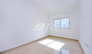 3 Bedrooms Apartment for sale in Al Reef Downtown, Abu Dhabi Tower 17