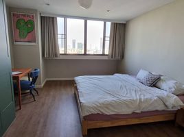 1 Schlafzimmer Wohnung zu vermieten im Supalai Place, Khlong Tan Nuea