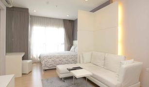 Studio Condo for sale in Khlong Ton Sai, Bangkok Urbano Absolute Sathon-Taksin