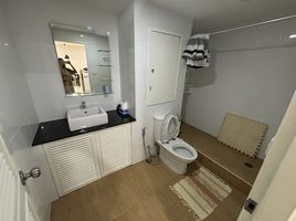 1 Schlafzimmer Appartement zu vermieten im Supalai Place, Khlong Tan Nuea