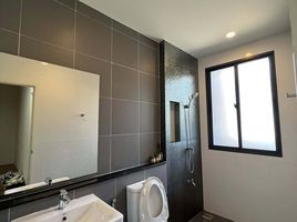 2 Bedroom Villa for sale at Baan Klang Muang Rama 9 - Krungthep Kreetha, Saphan Sung