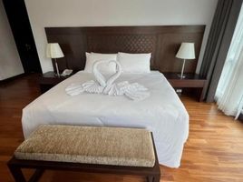 4 Schlafzimmer Wohnung zu vermieten im Royal Residence Park, Lumphini