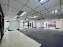 1,050 m² Office for rent in ICONSIAM, Khlong Ton Sai, Khlong Ton Sai