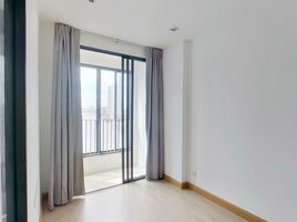 1 Bedroom Apartment for sale at Ideo Mobi Sathorn, Bang Lamphu Lang