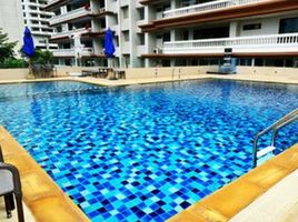 1 Schlafzimmer Wohnung zu vermieten im Bangkapi Mansion, Khlong Toei