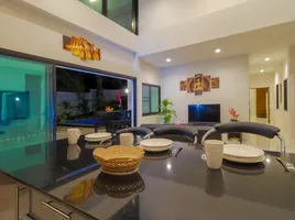 3 Bedroom Villa for sale in Phuket, Rawai, Phuket Town, Phuket