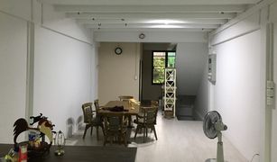 1 Bedroom Townhouse for sale in Lat Phrao, Bangkok 
