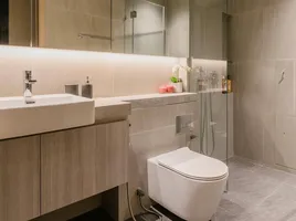 3 Bedroom Apartment for rent at The Lofts Silom, Si Lom